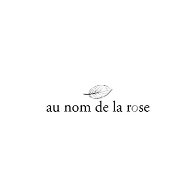 Au nom de la rose